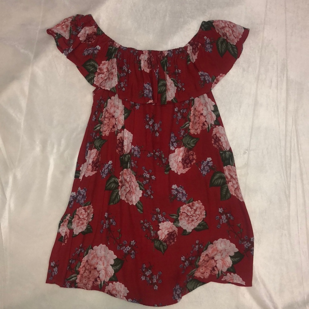 Off the shoulder summer dress!
